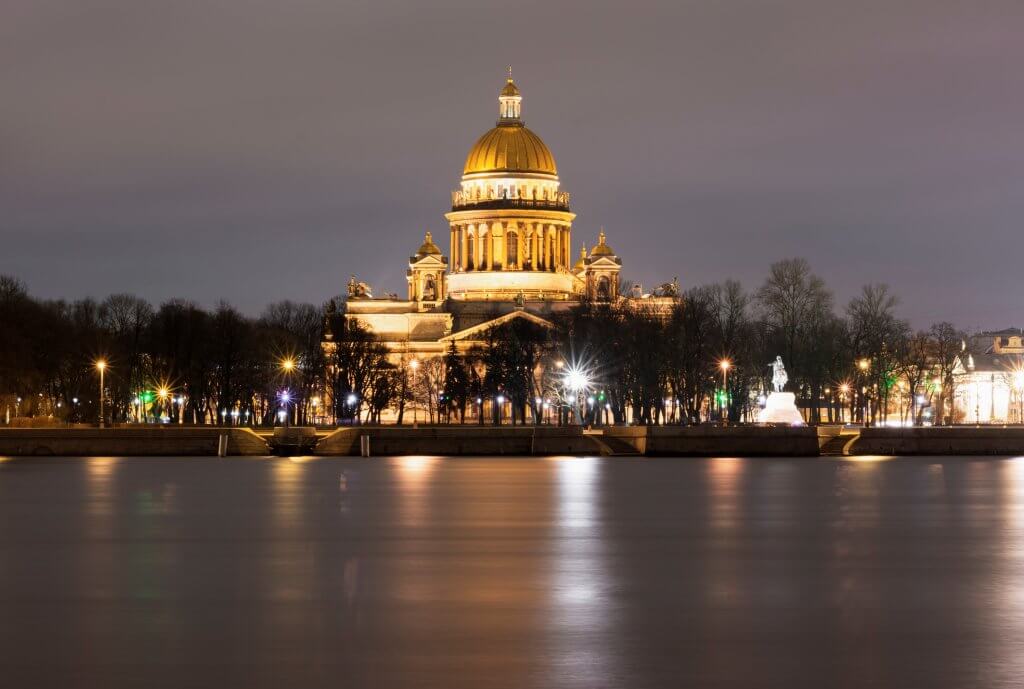 Исаакиевский собор в Санкт-Петербурге